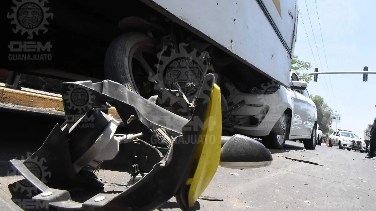 Motociclista en Irapuato vuelve a nacer  (1)